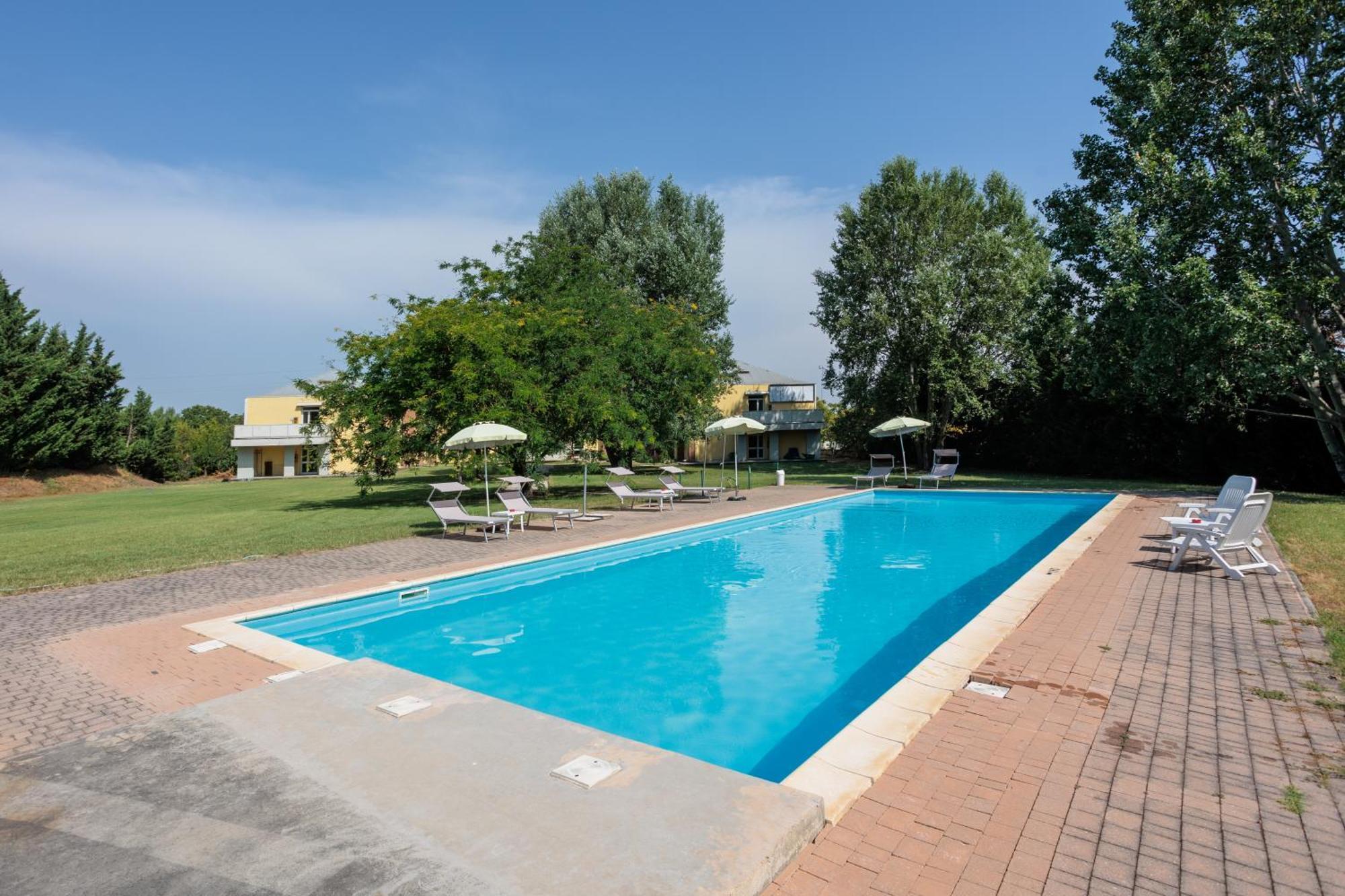 Eurhotel Fontevivo Ngoại thất bức ảnh